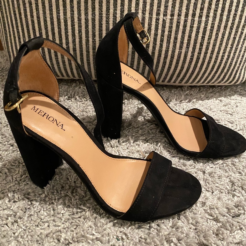 Black Merona Strap Heels Size 7